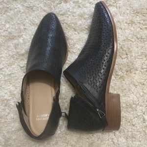 Johnston and Murphy LaserCut Black Booties